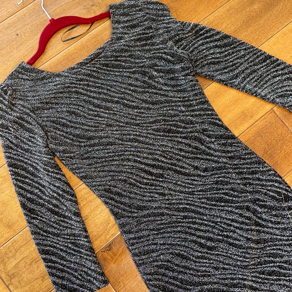 Foreign exchange dress